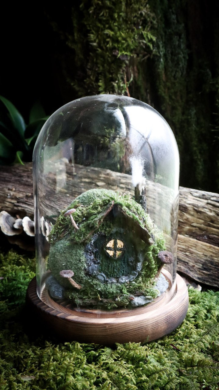 Hobbit home 'Green Door'